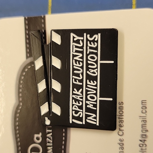 I Speak Fluently in Movie Quotes 1.25" Tack Pin Director Board - Picture 1 of 1